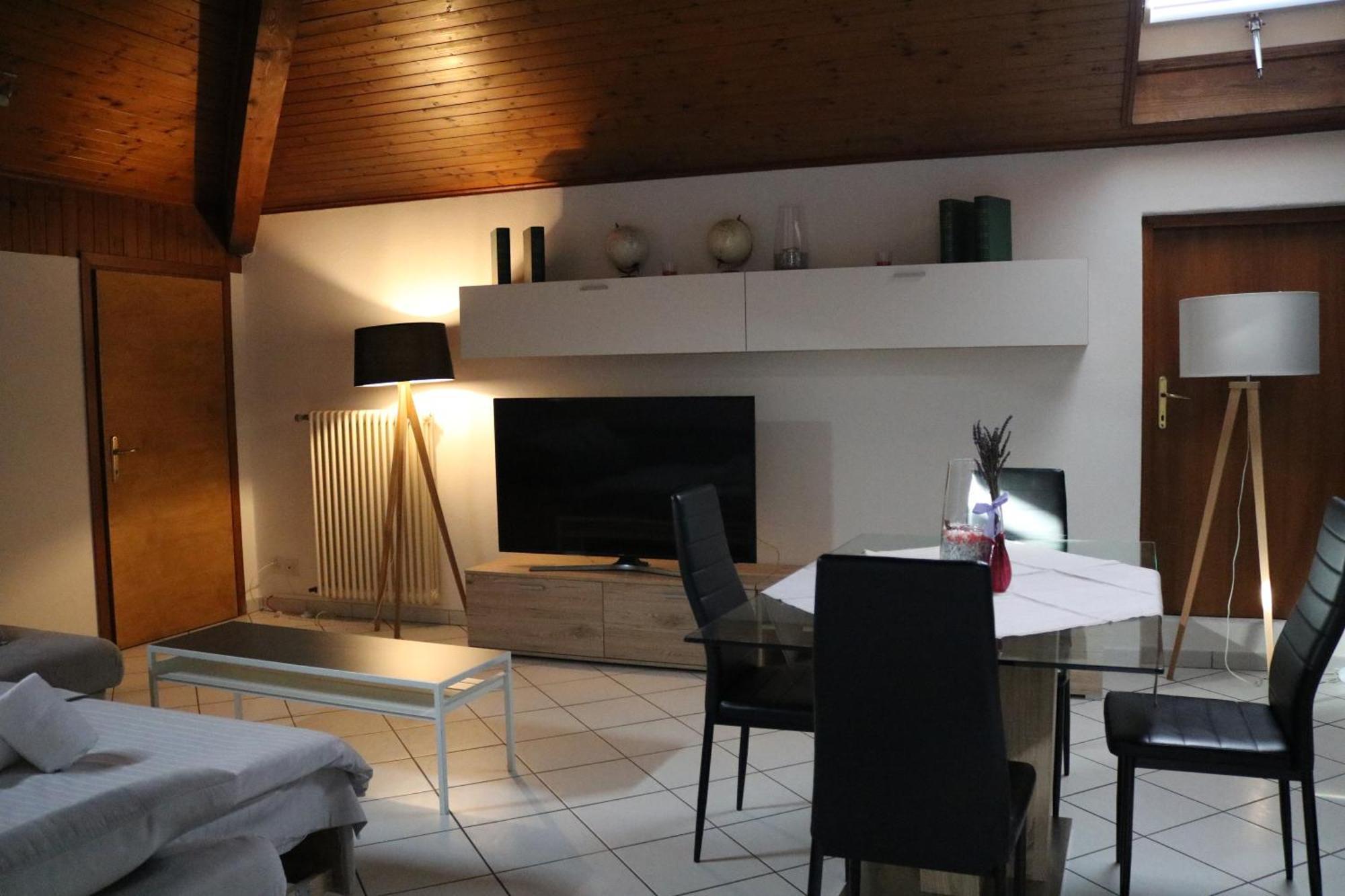 Borgovecchio Albergo Balerna Buitenkant foto